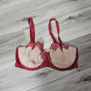 VS Balconett Elegant Lace Trimmed Red and Cream Bra Sz 36ddd
